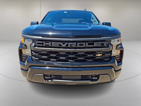 Used 2022 Chevrolet Silverado 1500 Custom AWD/4WD image 3