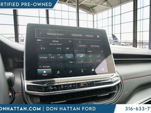 Used 2022 Jeep Compass Trailhawk w/ Trailhawk Convenience Group AWD/4WD image 8