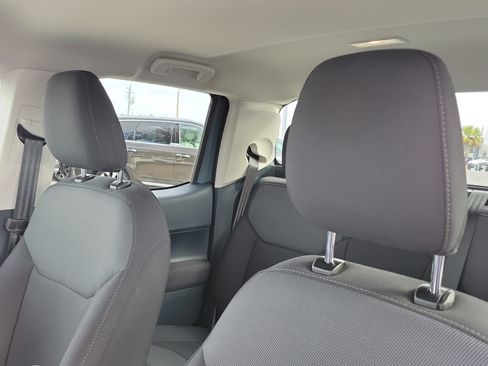 Used 2023 Ford Maverick XL image 10