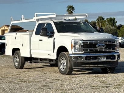 New 2025 Ford F350 XL w/ XL Chrome Package