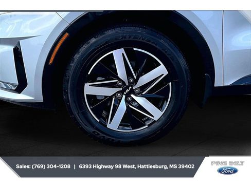 Used 2022 Kia Sorento S w/ Panoramic Sunroof Package FWD image 7