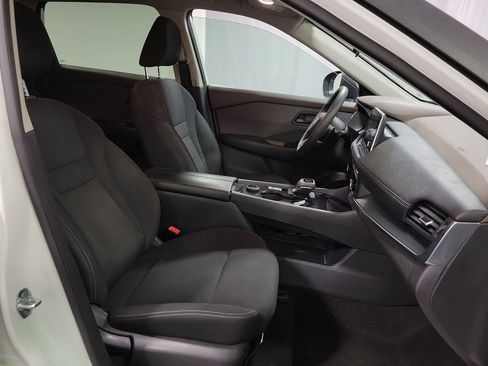 Used 2023 Nissan Rogue S AWD/4WD image 27