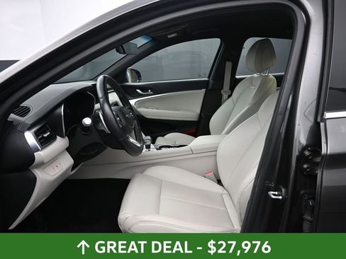 Used 2024 Genesis G70 2.5T image 23