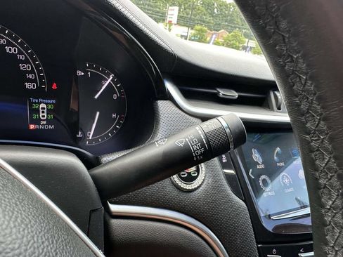Used 2017 Cadillac XTS Luxury AWD/4WD image 28