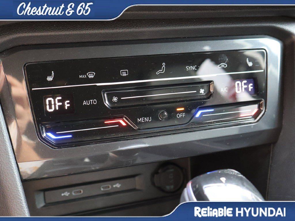 Used 2023 Volkswagen Tiguan SE FWD image 37