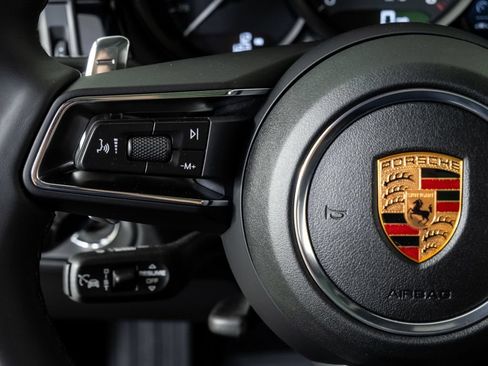 New 2026 Porsche Macan AWD/4WD image 10