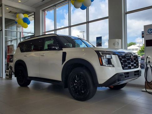 New 2025 Nissan Armada PRO-4X image 1