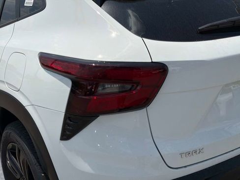 New 2026 Chevrolet Trax ACTIV FWD image 11