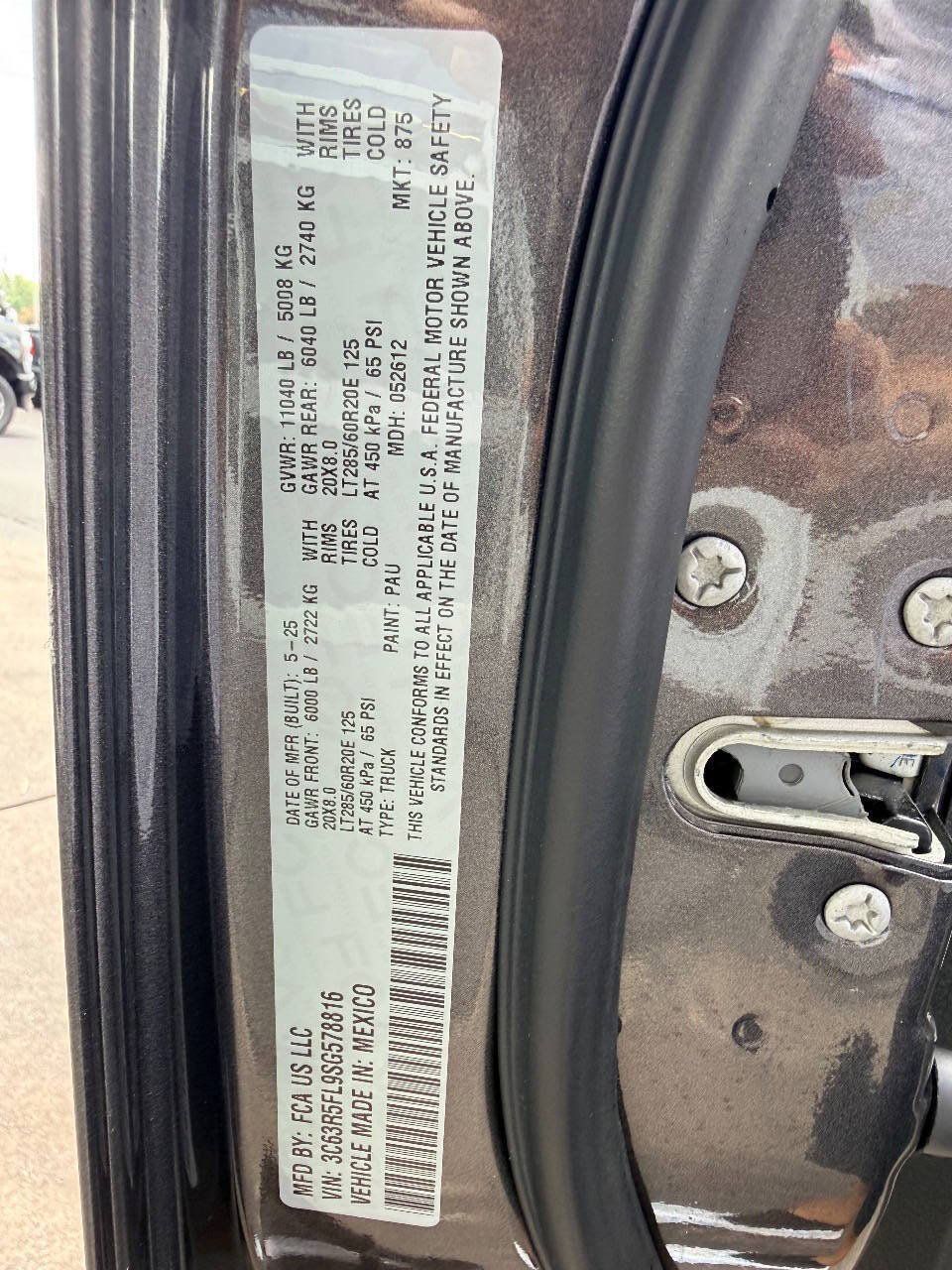 Used 2025 RAM 2500 Laramie AWD/4WD image 42