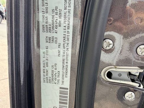 Used 2025 RAM 2500 Laramie AWD/4WD image 42