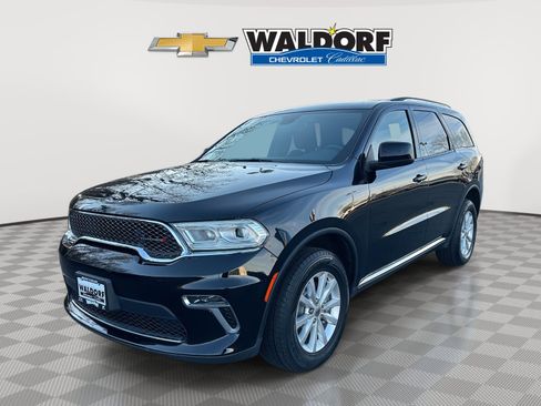 Used 2022 Dodge Durango SXT image 3