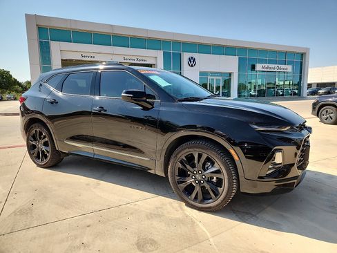 Used 2021 Chevrolet Blazer RS w/ Enhanced Convenience Package FWD image 8
