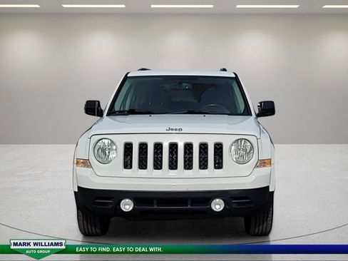 Used 2016 Jeep Patriot Latitude image 9