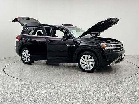 Used 2021 Volkswagen Atlas Cross Sport SE w/ Panoramic Sunroof Package AWD/4WD image 10