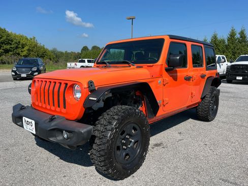 Used 2018 Jeep Wrangler Unlimited Sport AWD/4WD image 7