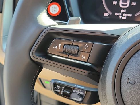 New 2026 Porsche Cayenne Coupe AWD/4WD image 35