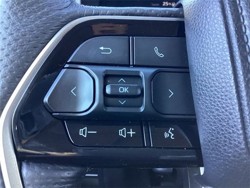 Used 2024 Toyota Tundra Limited image 25