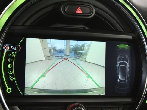 Used 2018 MINI Cooper S image 31