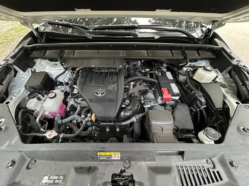 Certified 2024 Toyota Highlander XSE FWD image 12