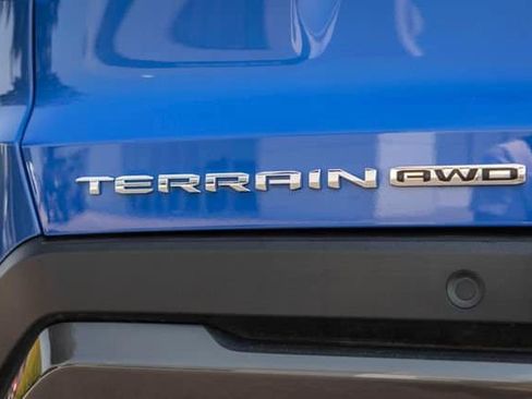 Certified 2026 GMC Terrain Elevation AWD/4WD image 33