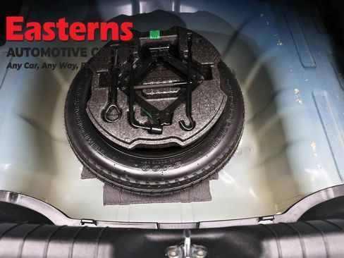 Used 2023 Hyundai Elantra Limited w/ Preferred Accessory Package image 24