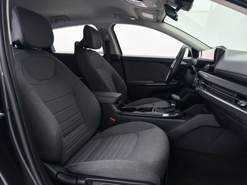Certified 2025 Kia K4 EX FWD image 25