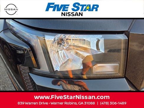 Used 2024 Nissan Frontier SV RWD image 13