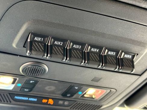 Certified 2024 Ford Bronco Wildtrak AWD/4WD image 24