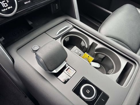 New 2026 Land Rover Discovery Dynamic SE AWD/4WD image 18