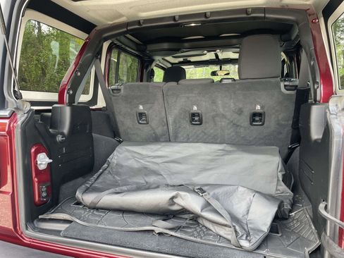 Used 2021 Jeep Wrangler Unlimited Sport image 30