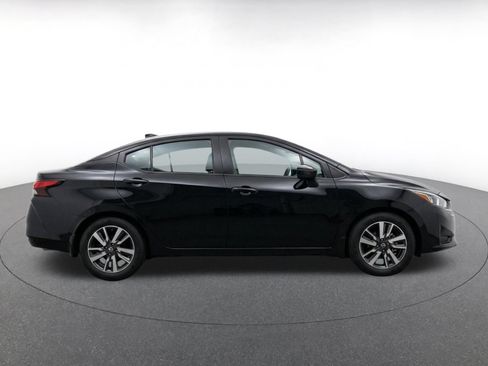 Used 2025 Nissan Versa SV FWD image 14