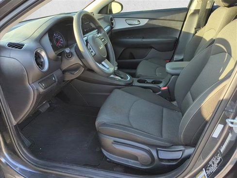 Used 2022 Kia Forte LXS FWD image 9