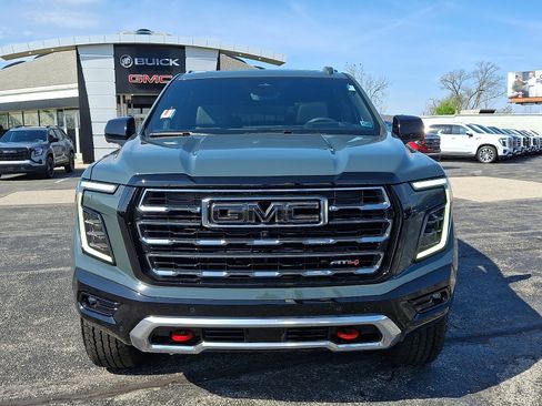 New 2026 GMC Yukon XL AT4 w/ AT4 Premium Plus Package AWD/4WD image 3