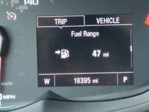 Used 2022 Chevrolet Trax LT w/ LT Convenience Package AWD/4WD image 23