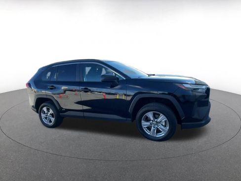 Used 2025 Toyota RAV4 LE image 2