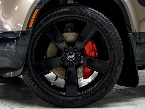 Used 2024 Land Rover Defender 130 X image 3