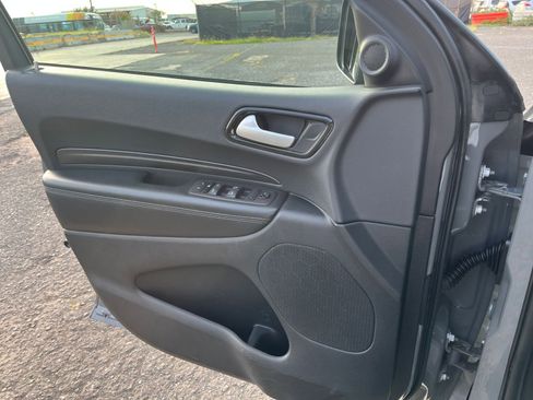 Used 2023 Dodge Durango SXT image 18