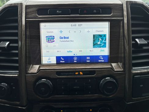 Used 2019 Ford F150 XLT w/ Equipment Group 302A Luxury RWD image 40