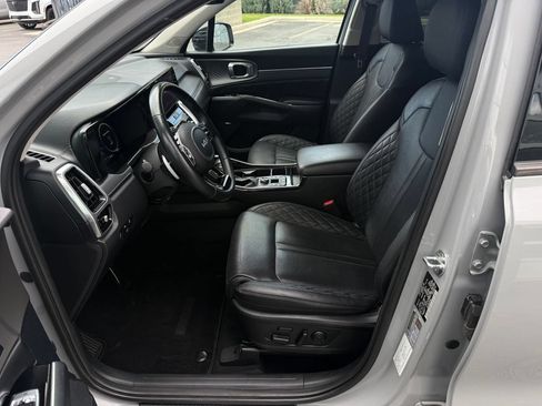 Used 2022 Kia Sorento SX AWD/4WD image 17