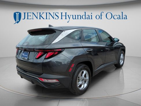 Certified 2024 Hyundai Tucson SE image 3