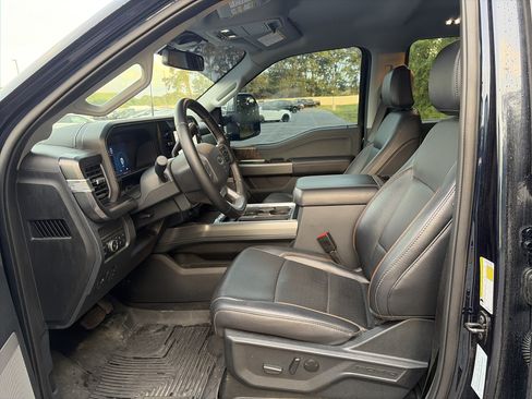 Used 2025 Ford F250 Lariat w/ Chrome Package AWD/4WD image 17