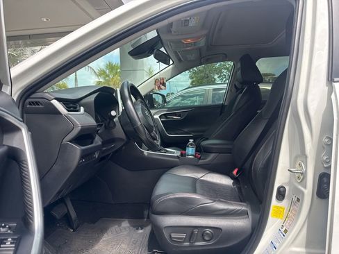 Used 2020 Toyota RAV4 TRD Off-Road image 5