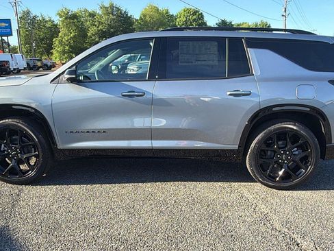 New 2026 Chevrolet Traverse RS image 8