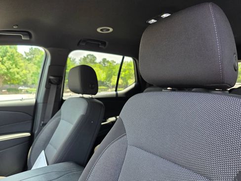 Certified 2023 Chevrolet Traverse LT FWD image 13
