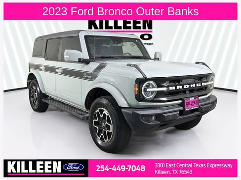 Used 2023 Ford Bronco Outer Banks AWD/4WD image 1
