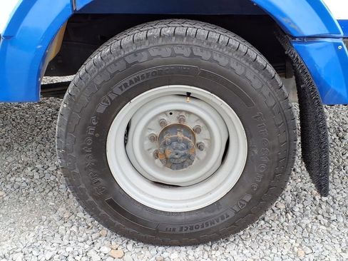 Used 2023 Ford E-350 and Econoline 350 Super Duty w/ Power Windows & Locks Group RWD image 16