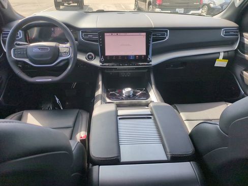 New 2026 Jeep Grand Wagoneer Limited AWD/4WD image 16