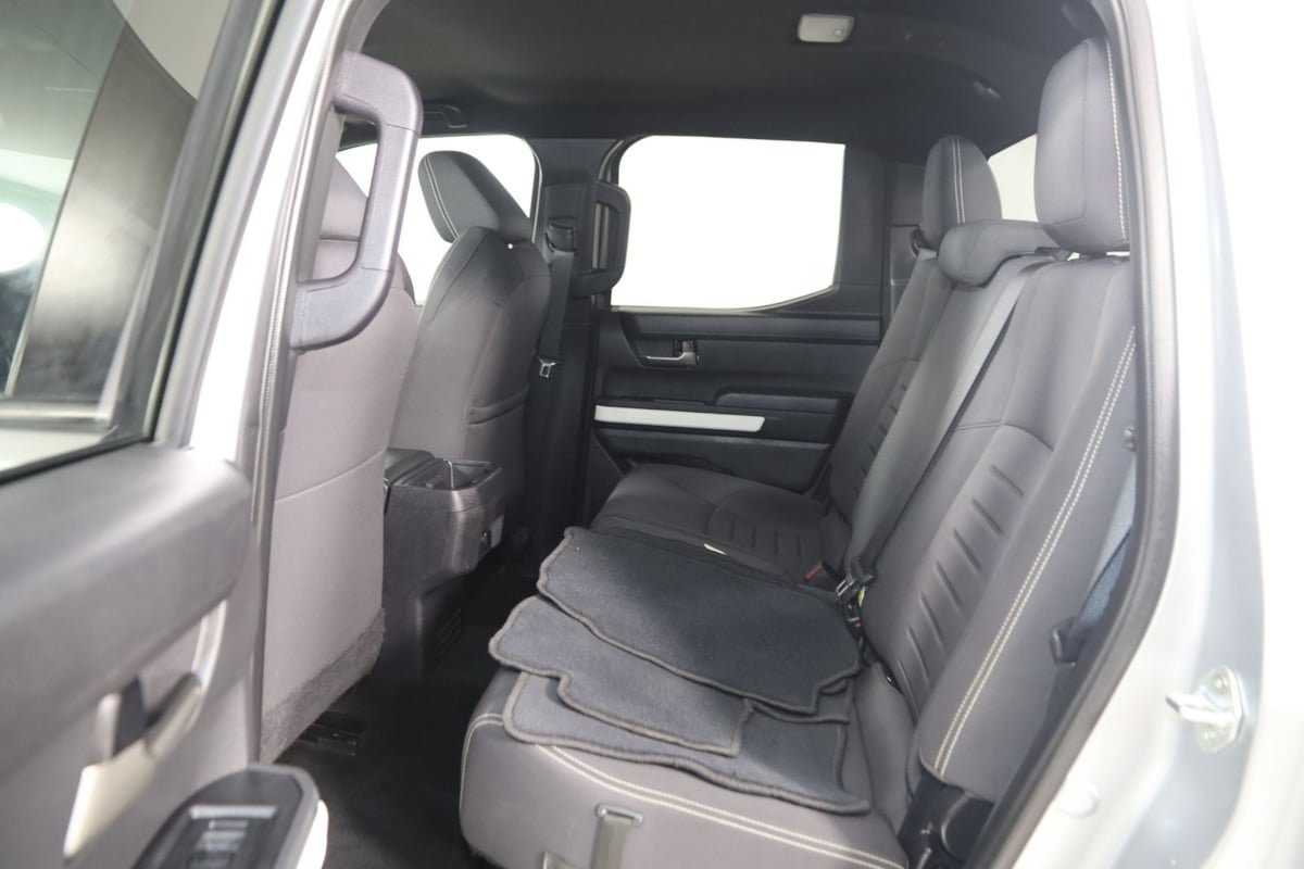 Used 2024 Toyota Tacoma TRD Off-Road AWD/4WD image 41