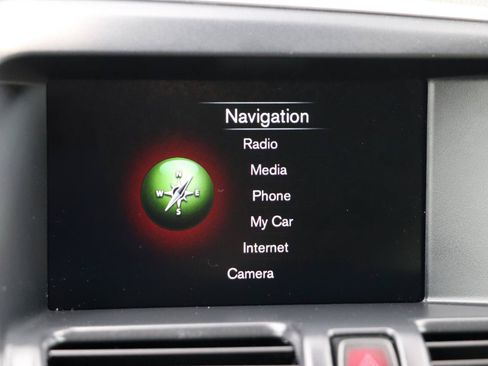 Used 2015 Volvo XC60 T6 w/ Proximity Package AWD/4WD image 20