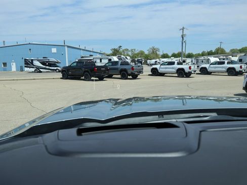 New 2026 GMC Sierra 1500 AT4 AWD/4WD image 20
